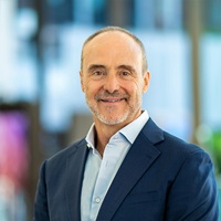 Mike Wright is Chief Executive Officer at Evidentia Group and Lonsec